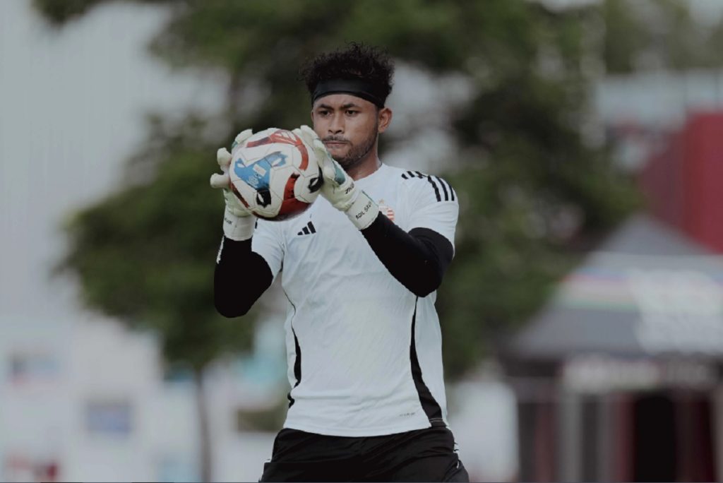 aqil_savik_mendapat_bekal_penting_dari_tc_persija_jakarta_di_thailand-iz4d_large