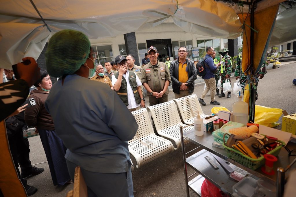 bnpb_mempersiapkan_rumah_sakit_lapangan-bIDt_large