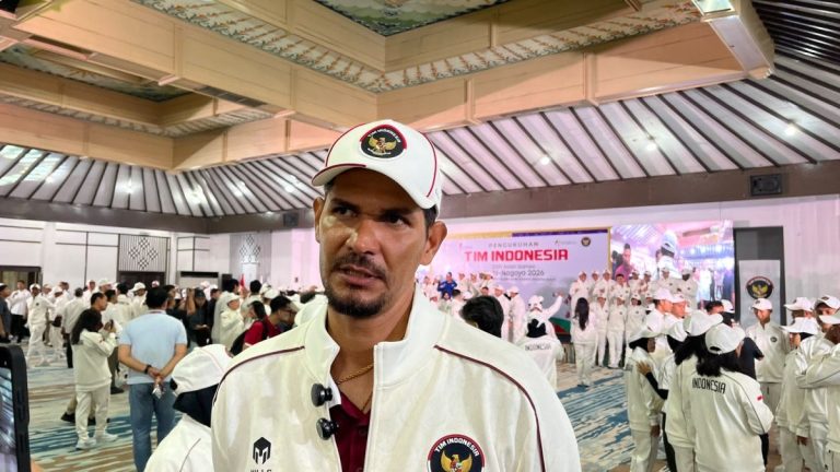 pelatih_timnas_voli_putra_indonesia_reidel_toiran_membidik_raihan_medali_di_asian_games_2026-rLUA_large