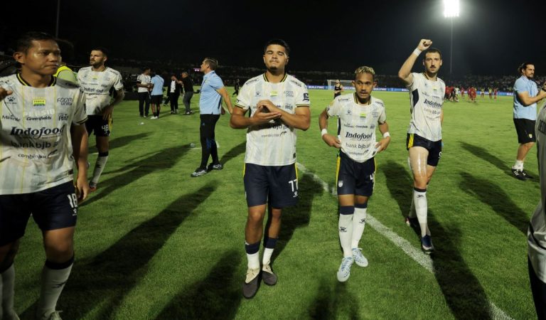 persib_bandung_hadapi_garudayaksa_fc_pada_minggu_25_oktober_2026_pukul_1900_wib_persibcoid-Fib9_large