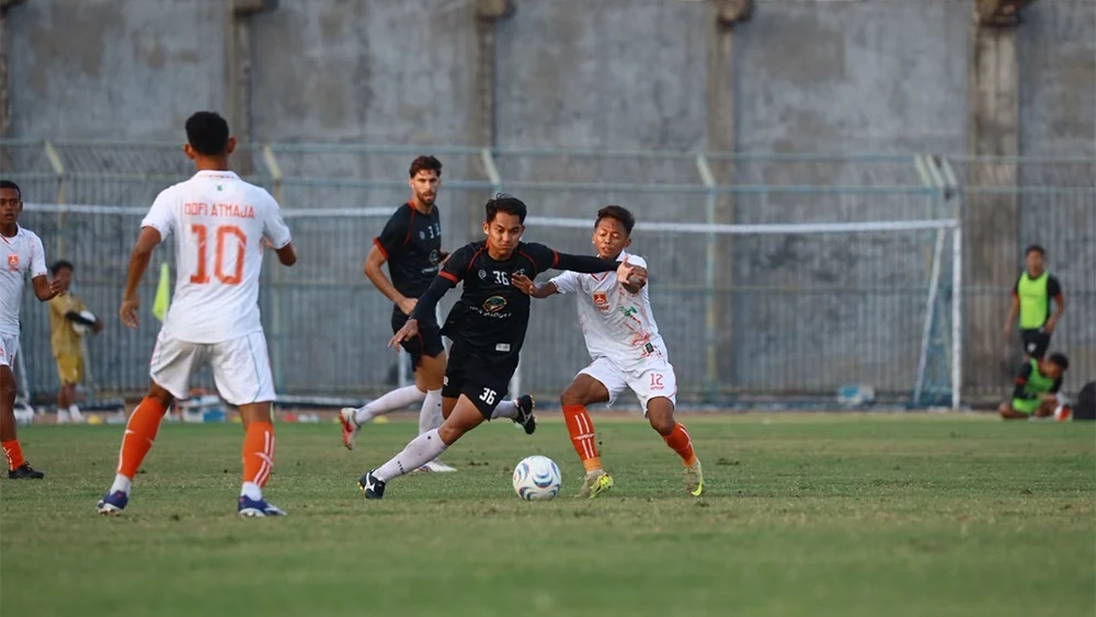 madura_united-iqKd_large