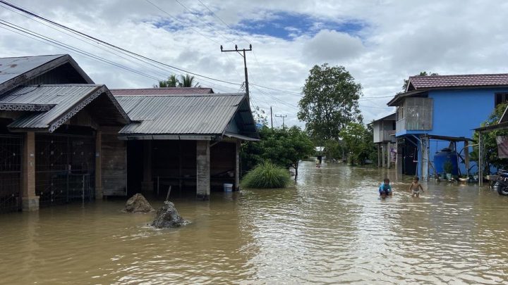 Dalam Sehari – Banjir Terjang 4 Wilayah: Ribuan Rumah Terendam