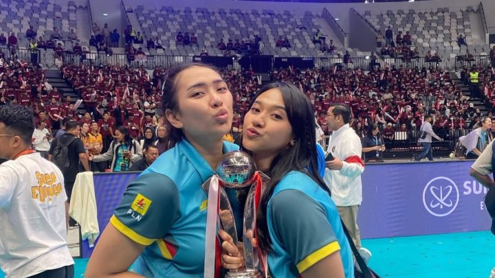 5 Pevoli Cantik yang Pernah Dipacari Pesepakbola Indonesia – Nomor 1 Juara Proliga 2026!