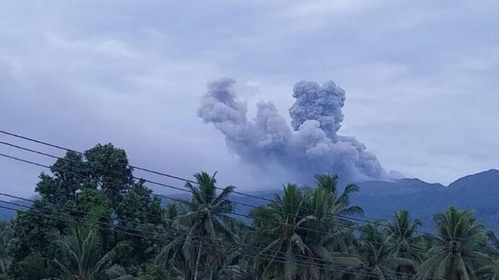 Erupsi Gunung Dukono – Berikut Identitas Belasan Orang yang Dievakuasi