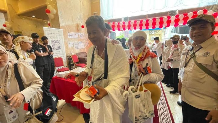Important Visit: Suhu Saudi 42 Derajat, Kemenhaj Minta Jamaah Haji Kurangi Aktivitas di Luar Hotel