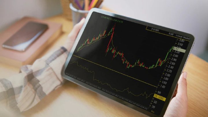 Latest Update: IHSG Dibuka Anjlok 1,43% ke 6.769 Usai MSCI Coret 6 Saham RI