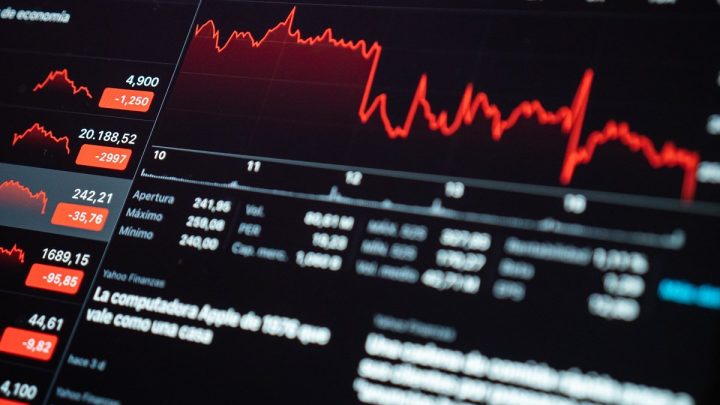 Key Strategy: IHSG Kebakaran, Ditutup Anjlok 3,54% ke 6.094
