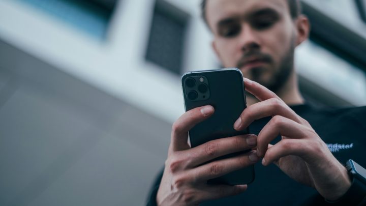 Apple Kembangkan Fitur Anti-Jambret untuk iPhone – Ini Cara Kerjanya