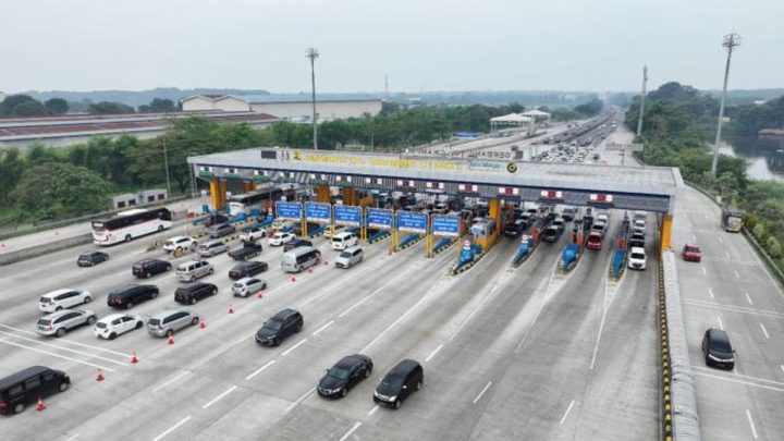 Libur Iduladha – Arus Lalin di Tol Japek Terpantau Normal