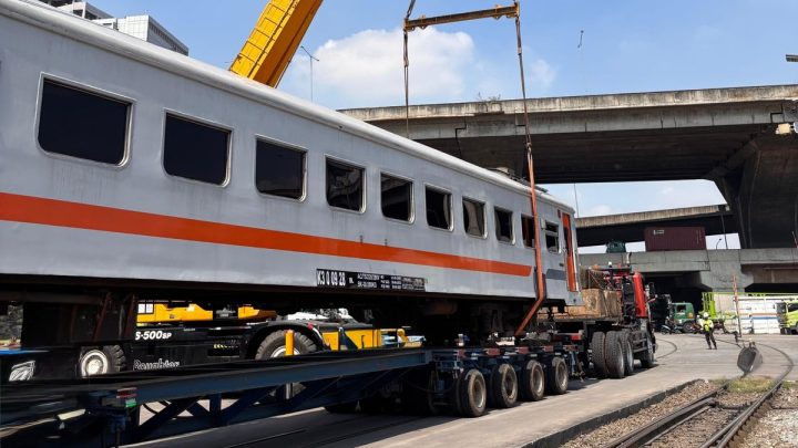 New Policy: KAI Logistik Kirim 25 Kereta dari Jakarta ke Sumatera