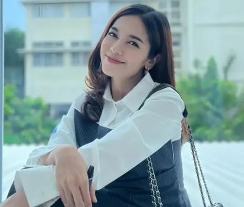 Disebut Trauma Tak Punya Anak – Lindi Fitriyana Sentil Ibunda Virgoun: Saya Tidak Minta Dibela!