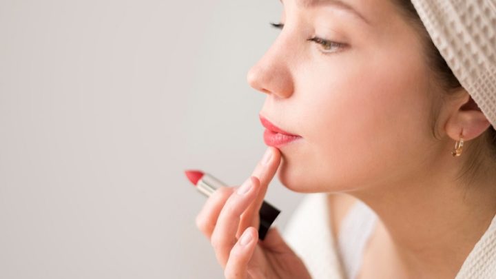 Hemat dan Tetap Cantik – Lipstik Lokal Ini Mulai dari Rp16 Ribuan Aja