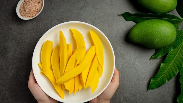 7 Khasiat Buah Mangga yang Bikin Tubuh Lebih Sehat dan Fit