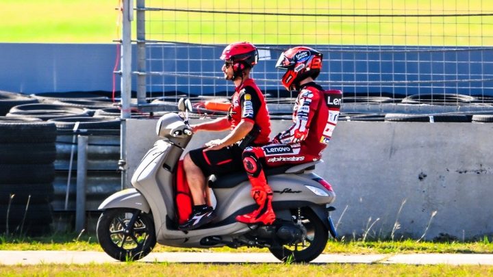 Marc Marquez Malah Santai Usai Kecelakaan Fatal di Sprint Race MotoGP Prancis 2026 – Kenapa?