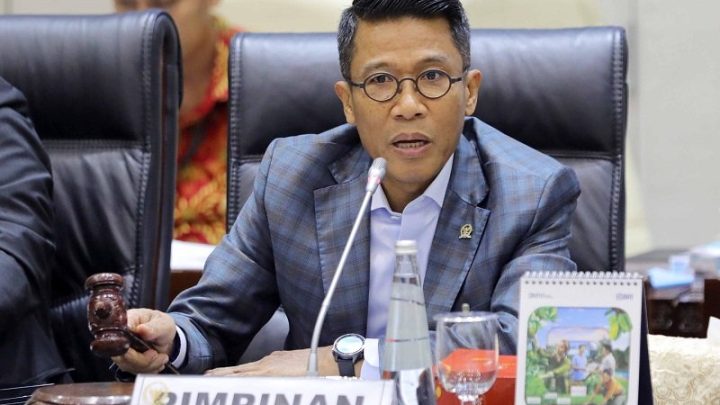 Cerita Misbakhun Pertanyakan Fitch dan Moody’s Turunkan Outlook RI Usai Purbaya Jadi Menkeu