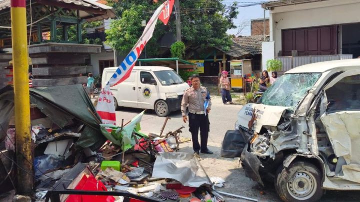 Mobil SPPG Tabrak Dua Pedagang di Bekasi – Satu Orang Terluka Parah
