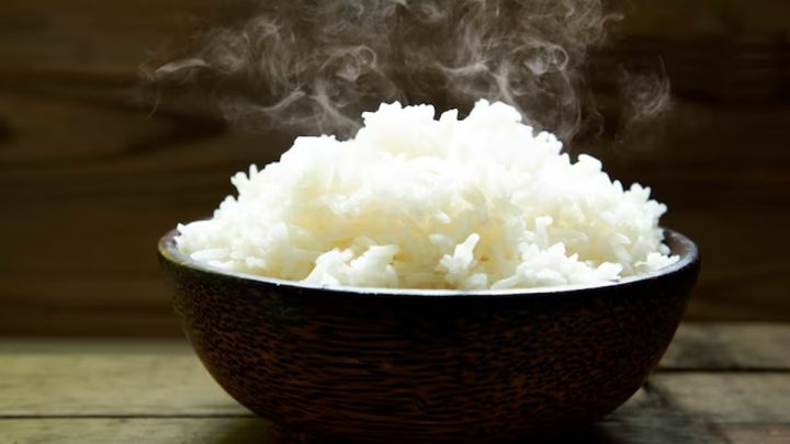 Mitos atau Fakta: Nasi Panas Bisa Picu Gula Darah Naik?