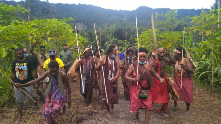 Solution For: Kebebasan Berkarya Dinilai Harus Diiringi Tanggung Jawab Publik