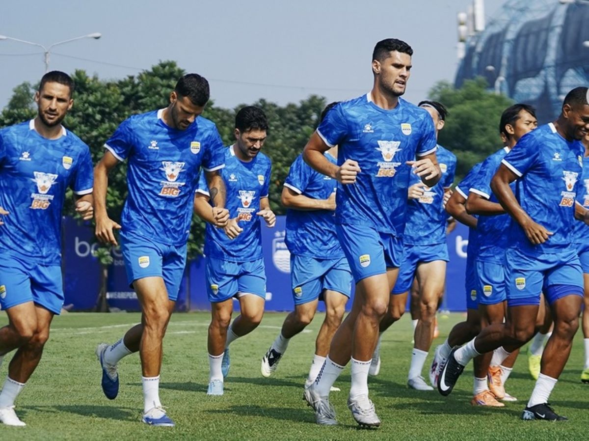 Bintang Persib Bandung Dirumorkan Segera Merapat ke Persik Kediri Musim Depan