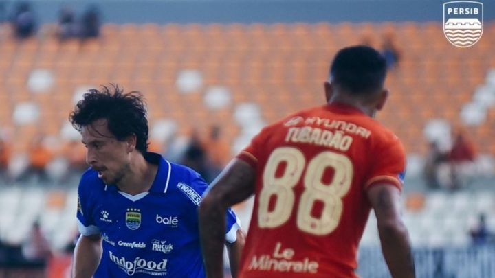 Respons Persib Bandung Terkait Kericuhan Pasca Lawan Persija Jakarta: Serukan Perdamaian dan Kedewasaan