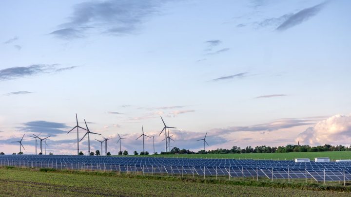 Key Strategy: RI Percepat Pembangunan PLTS 100 GW, Bisa Dimulai dari Dedieselisasi