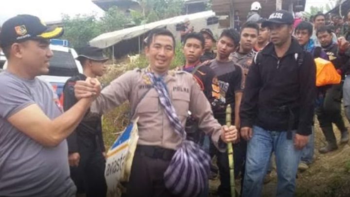 Key Issue: Profil Adex Yudiswan, Jenderal Polri yang Terjun ke Hutan Latimojong Gendong Jasad Korban Pesawat Jatuh