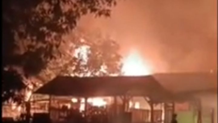 Ponpes di Mesuji Lampung Dibakar Massa Terkait Kasus Pencabulan