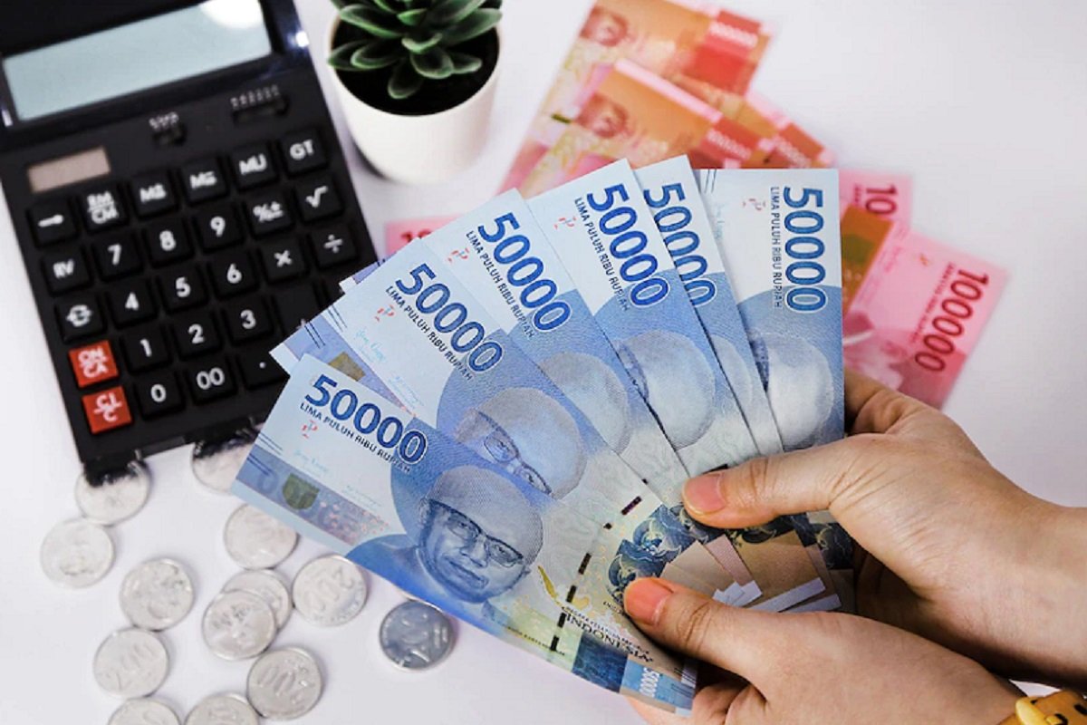 Rupiah Pagi Ini Dekati Rp17.900 per Dolar AS
