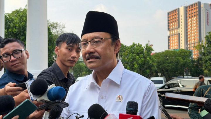 Gus Ipul: 600 Ribu Penerima Bansos Dicoret karena Terindikasi Judol