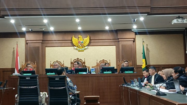 Latest Program: Besok Jalani Sidang Putusan, Ibam Didukung Nadiem Makarim