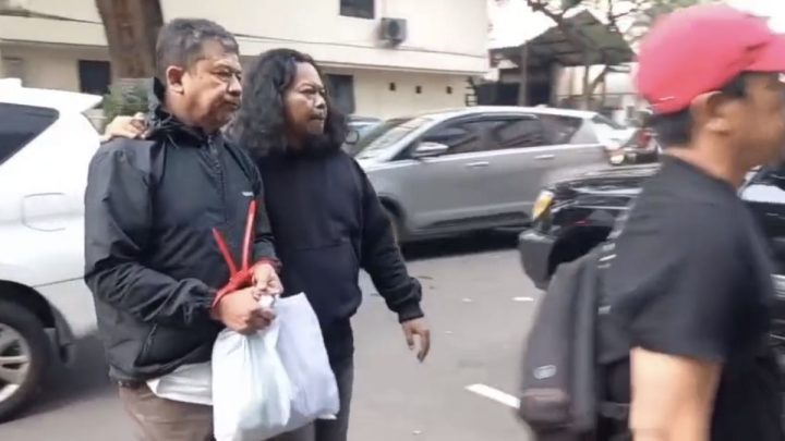 Sopir Taksi Online yang Ngamuk di Tol JOR Ditangkap – Begini Penampakannya!