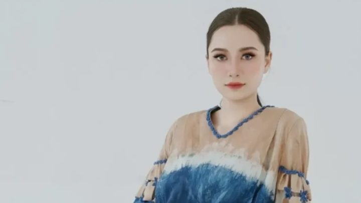 Solution For: Polisi Periksa Model Cantik Penyebar Hoaks Korban Begal, Ada Pesanan Kelompok Tertentu?