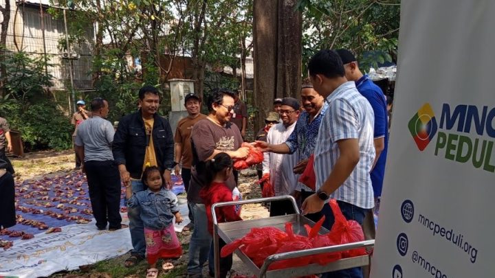 MNC Peduli Salurkan Hewan Kurban ke Masjid Raudhatul Jannah