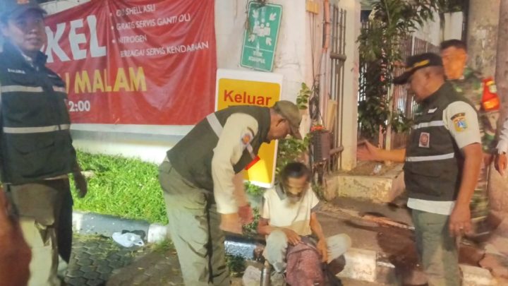 Key Discussion: Pengemis dan Manusia Gerobak di Trotoar Mampang Ditertibkan Usai Viral, Berapa Penghasilannya?