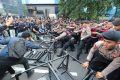 Facing Challenges: Pemprov DKI Bantah CCTV Bundaran HI Mati Saat Aksi Demonstrasi Mahasiswa