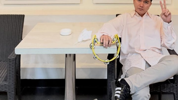 Ibunda Terapi Robot Usai Stroke – Aldi Taher dan Sang Kakak Kompak Bagi Tugas Cari Uang