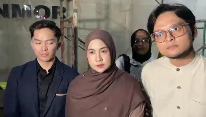 What Happened During: Kasus Hanania Travel, Anisa Rahma dan Suami Blak-blakan Ungkap Skema Barter Umrah