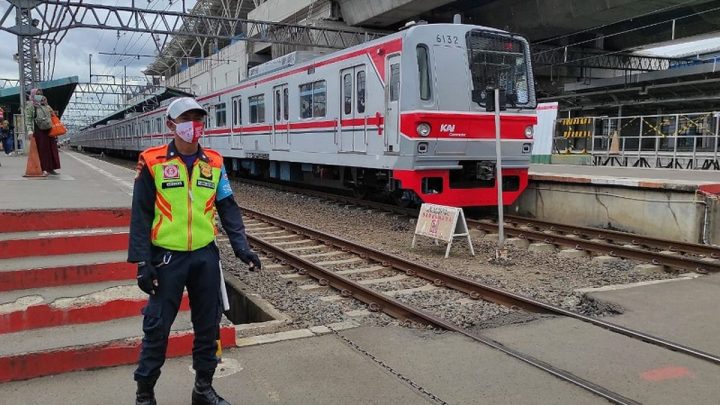 Important Visit: Puncak Arus Balik Iduladha, 41 Ribu Penumpang Tiba di Stasiun Daop 1 Jakarta