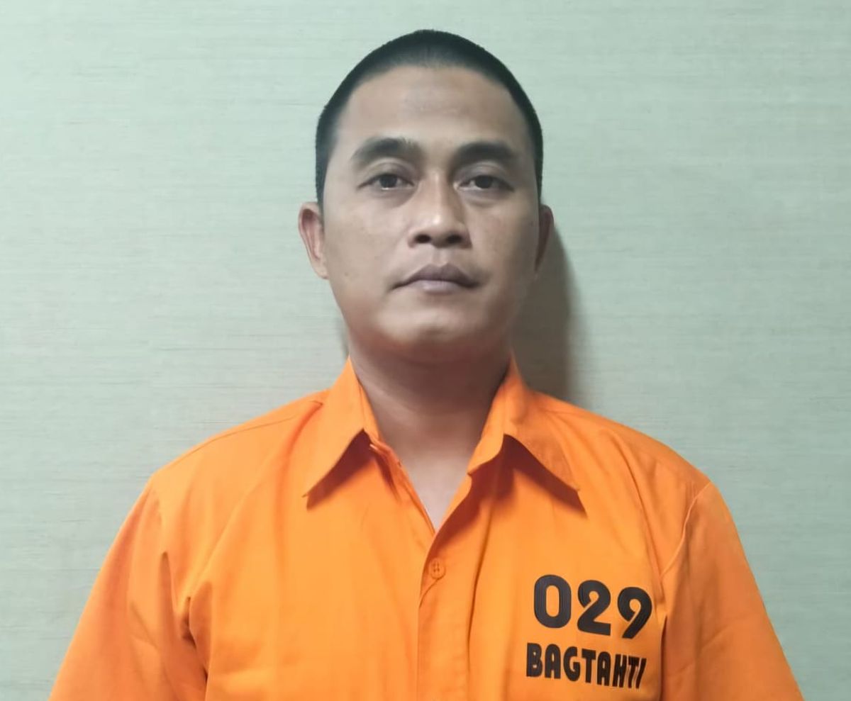 Bripka Dedy Jadi Mata-Mata Kampung Narkoba, Bertugas Awasi Kedatangan Polisi