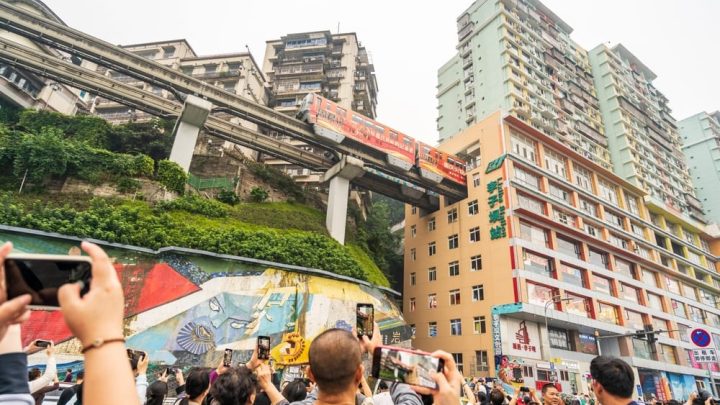 Important Visit: Menjajal Pesona China: Keunikan Infrastruktur Chongqing dan Alam Zhangjiajie