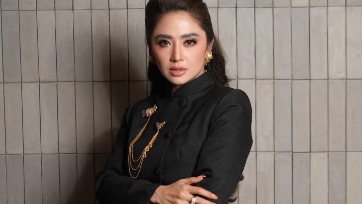 Key Discussion: Kuliah Lagi, Dewi Perssik Akui Kesulitan Mata Kuliah Bahasa Inggris