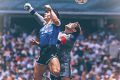 Kisah Gol Tangan Tuhan Diego Maradona di Piala Dunia yang Dikecam Inggris