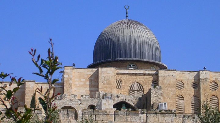 Israel Setujui RUU Larang Seruan Azan – Hakim Agung Palestina: Serangan Terhadap Umat Islam