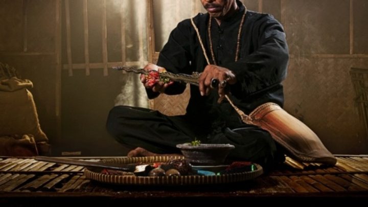 Mengenal Tradisi Cuci Keris Pusaka di Malam 1 Suro