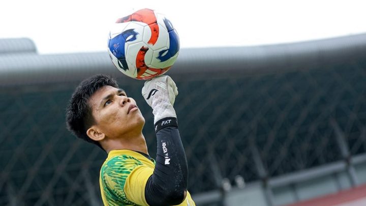 Important Visit: PSIM Jogja Resmi Pertahankan Kiper Timnas Indonesia untuk Super League 2026-2027