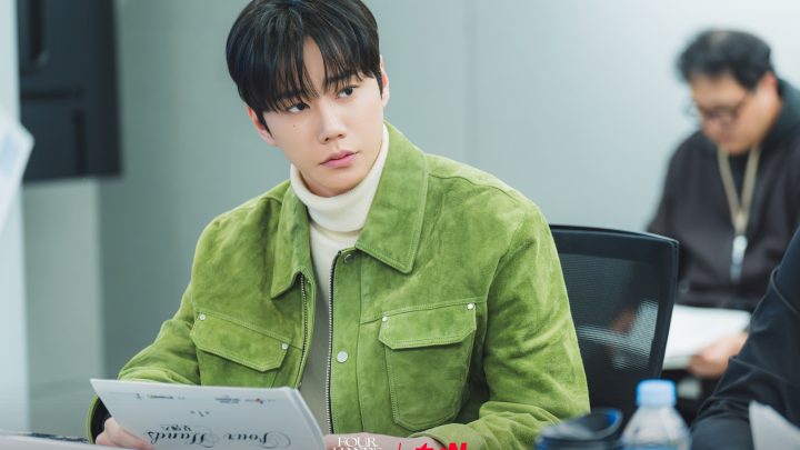 Special Plan: Lee Jun Young Umumkan Jadwal Wamil Lewat Surat Tulisan Tangan