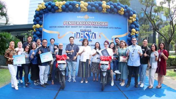 Latest Program: MNC Bank Serahkan Hadiah Tabungan Dahsyat Berhadiah kepada Nasabah Jakarta, Depok dan Bogor