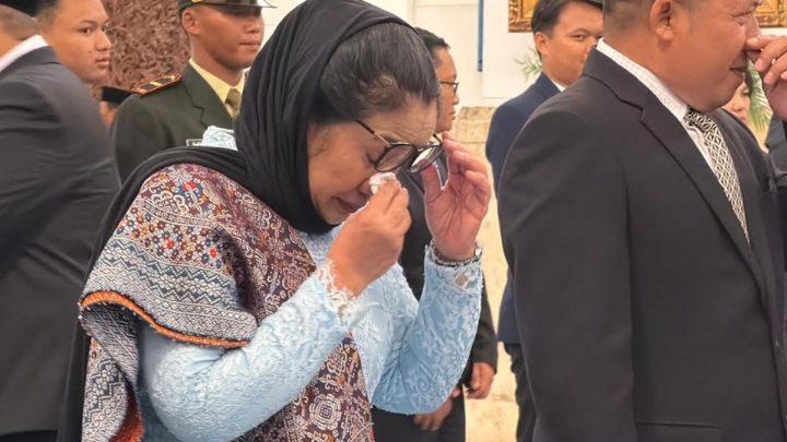 New Policy: Tangis Nanik S Deyang Pecah Usai Dilantik Prabowo Jadi Kepala BGN