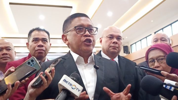 Latest Program: Polri Duduki Jabatan Sipil, PDIP Khawatir Muncul Tuntutan Reformasi Jilid II