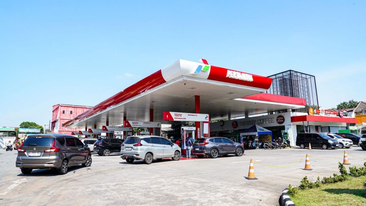 Pertamina Pastikan Stok BBM Tersedia – Ini Proses Distribusi hingga ke SPBU